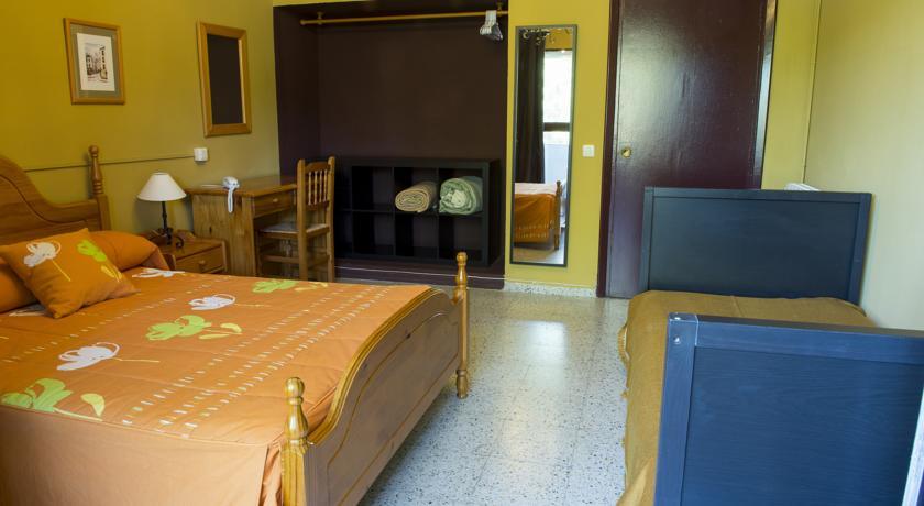 La Casona Del Pinar Albergue San Rafael Szoba fotó