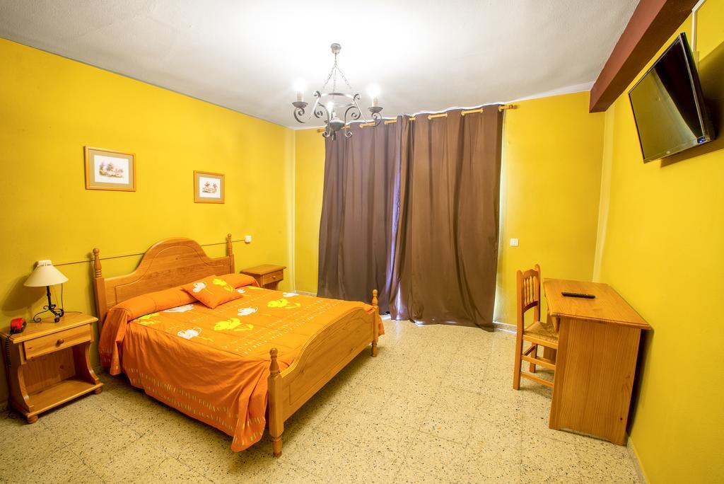 La Casona Del Pinar Albergue San Rafael Kültér fotó